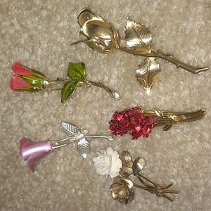 A SET OF 5 ROSE PINS: 2 AVON & 2 GIOVANNI. SB.11